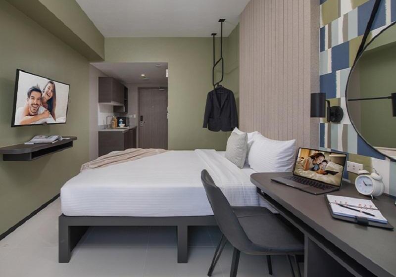 هتل The Suites At Torre Lorenzo Malate - Managed By The Ascott Limited