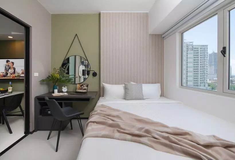 هتل The Suites At Torre Lorenzo Malate - Managed By The Ascott Limited