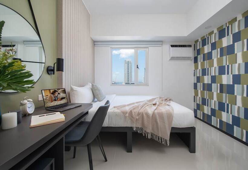 هتل The Suites At Torre Lorenzo Malate - Managed By The Ascott Limited
