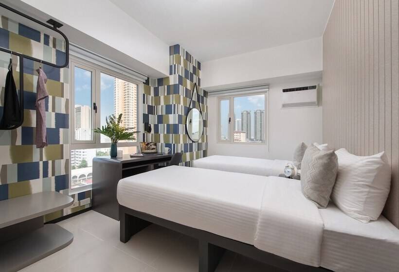 هتل The Suites At Torre Lorenzo Malate - Managed By The Ascott Limited