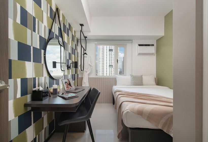 هتل The Suites At Torre Lorenzo Malate - Managed By The Ascott Limited
