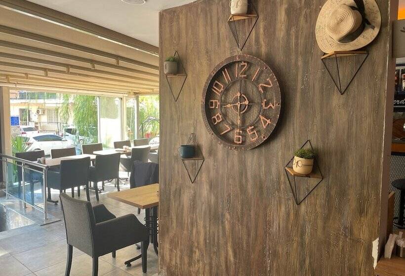 בית מלון כפרי The Temple