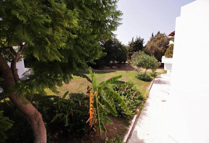 Ampavris Family Apartments