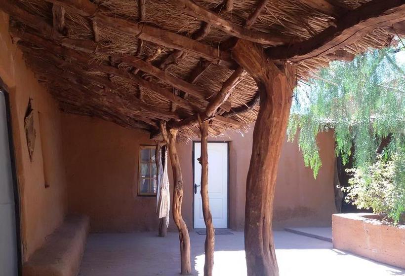 تختخواب و صبحانه Hard Road Atacama