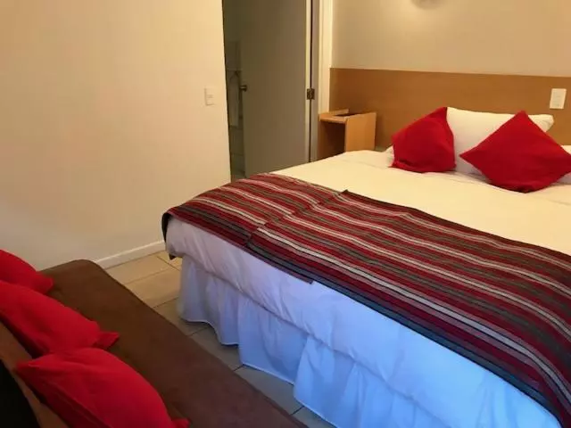 Check In Hotel