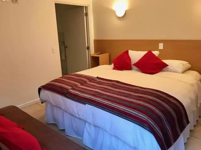 Check In Hotel