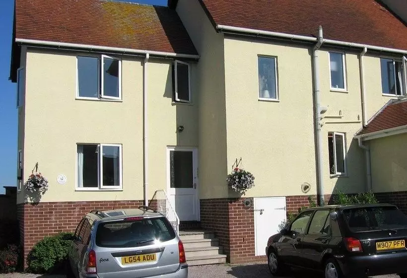 Cliff Court Apartments