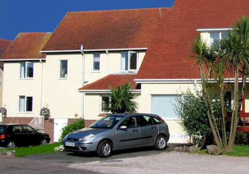 Cliff Court Apartments