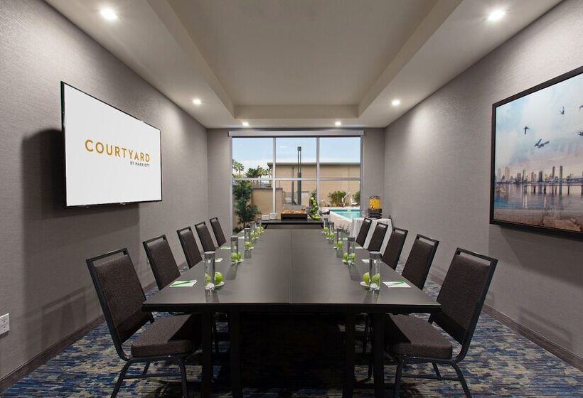 בית מלון כפרי Courtyard By Marriott San Diego El Cajon