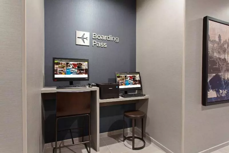 ホテル Courtyard By Marriott San Diego El Cajon