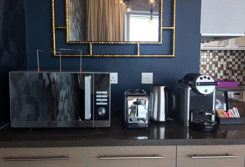 Fotos del hotel Dream Inn Dubai Apartments 48 Burj Gate:  2