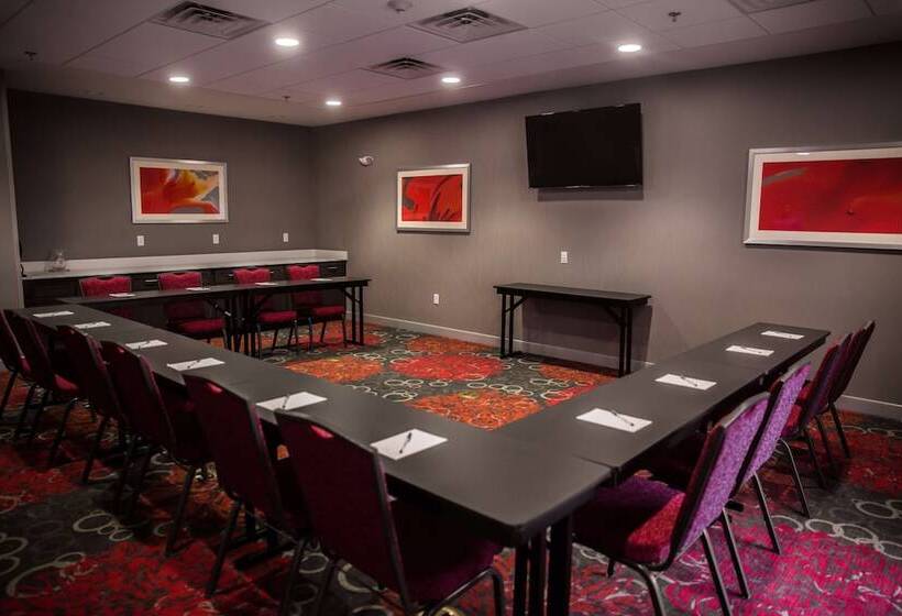 ホテル Hampton Inn Pontiac