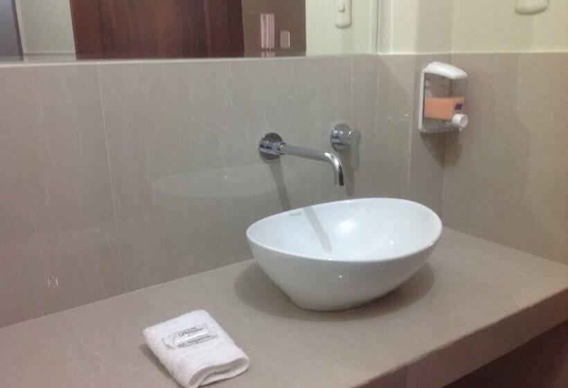 Отель Hospedaje Raymi