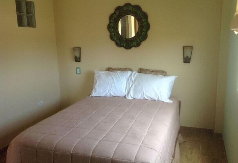 Отель Hospedaje Raymi