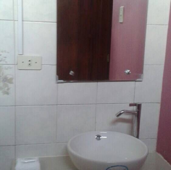 Отель Hospedaje Raymi