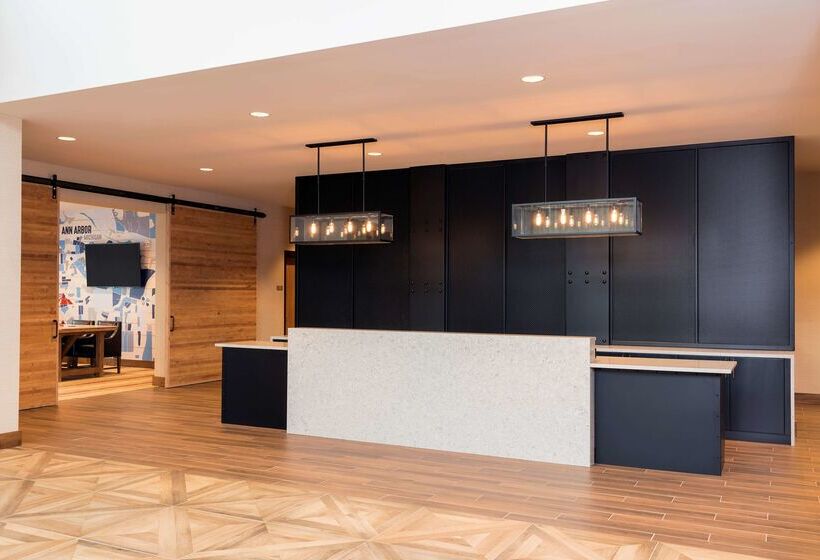 هتل Hyatt Place Ann Arbor