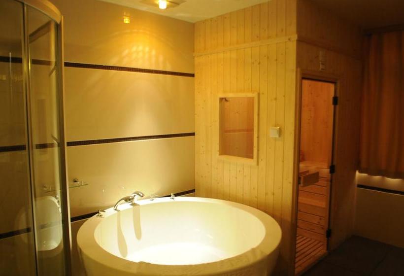 בית מלון כפרי Lijiang Dian Jun Wang