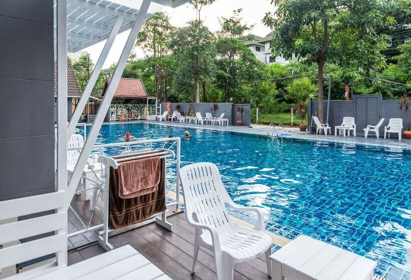 Hotel Pk Resort Pattaya