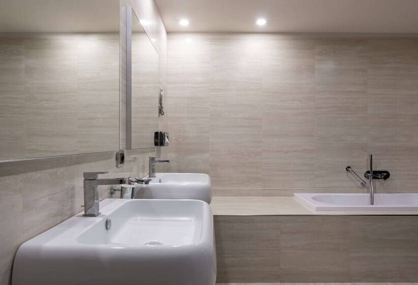 Radisson Blu Hotel N Djamena