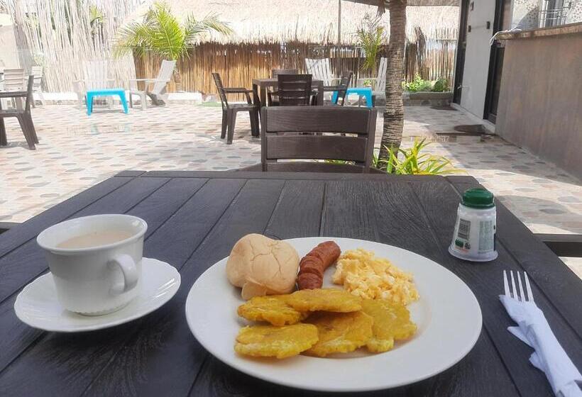 בית מלון כפרי Sunset Beach