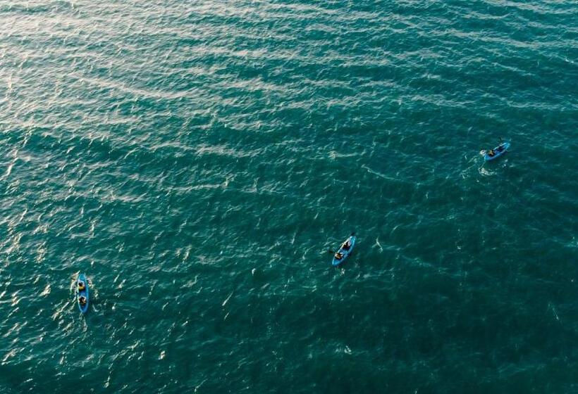 בית מלון כפרי Sunset Beach