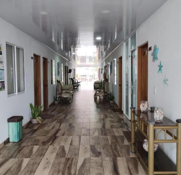 בית מלון כפרי Sunset Beach