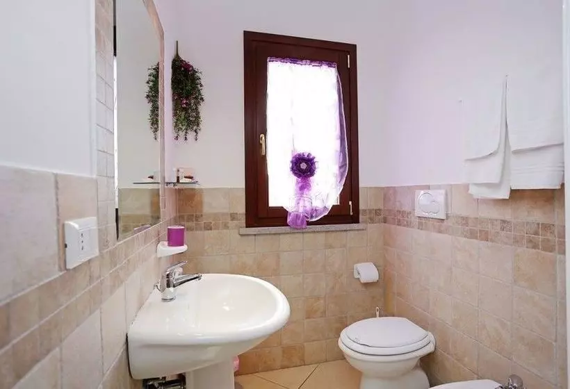 تختخواب و صبحانه Fiumicino Inn Airport