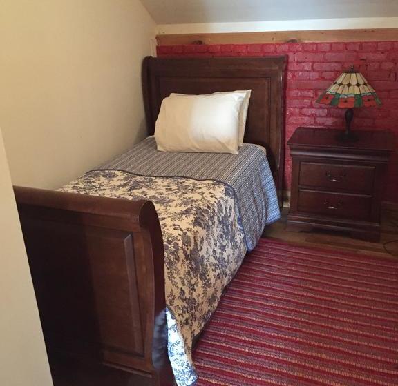 تختخواب و صبحانه 234 Winder St Inn