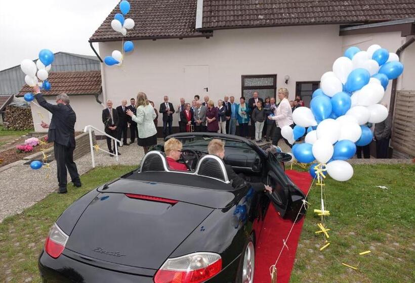 Отель Allmanns Kroog