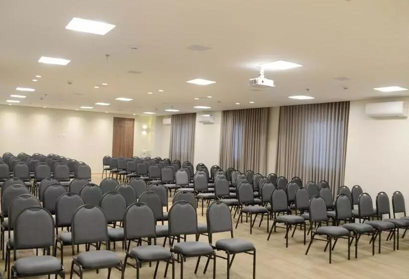 Hotelli Dubai Suites