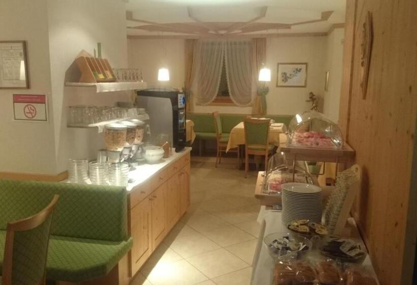 Отель Garni Angerer