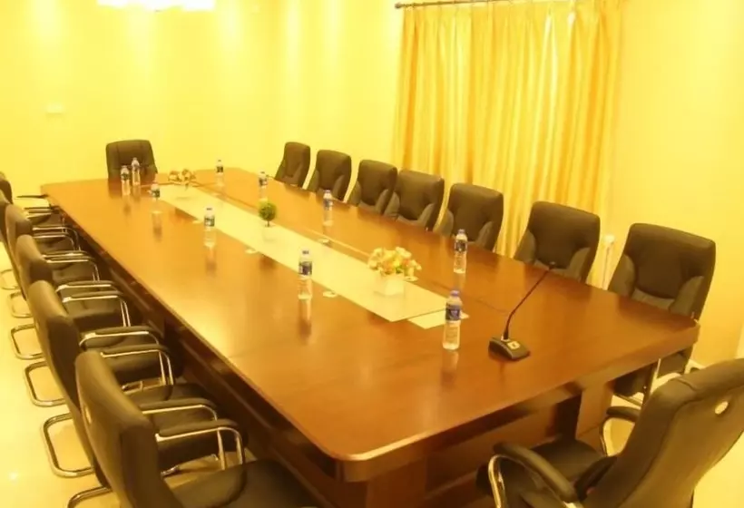 Hotelli Greentree Inn Tianjin Ji County South Yuyang Road Gulou Square Express