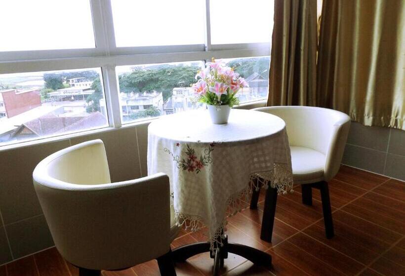 Отель Kmkwanphayao