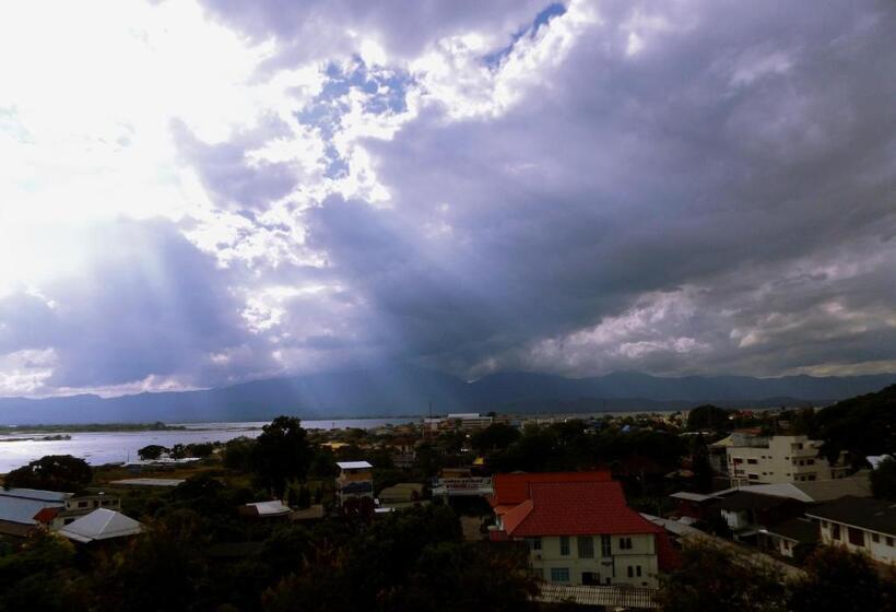 Отель Kmkwanphayao