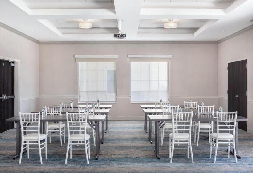 Отель Springhill Suites By Marriott New Smyrna Beach