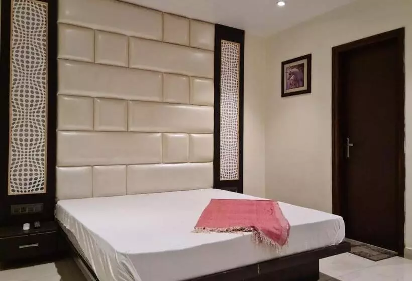 Hotelli Star Inn
