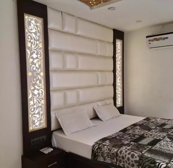 Hotelli Star Inn
