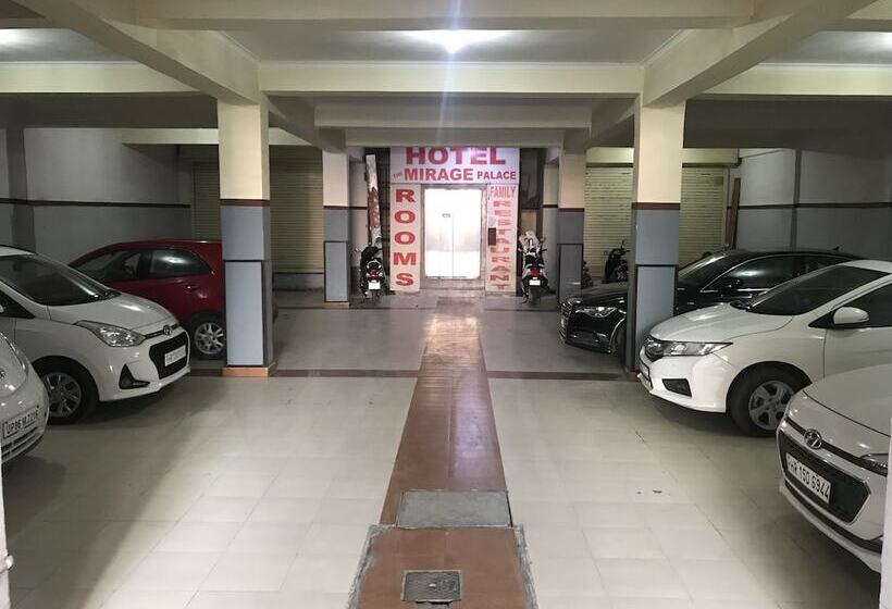 Hotelli The Mirage Palace