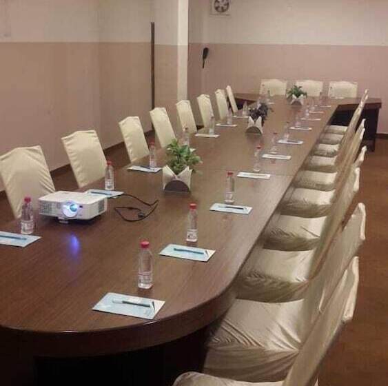 Hotelli The Mirage Palace