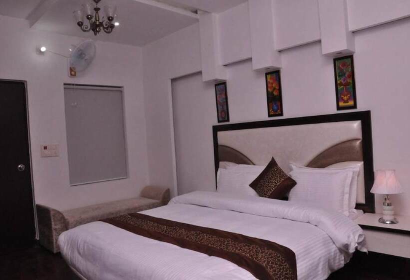 Hotelli The Mirage Palace