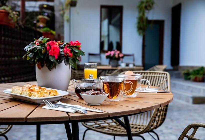 בית מלון כפרי Velinov Boutique