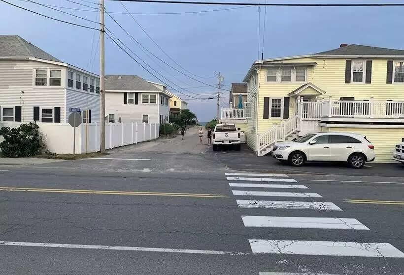 Island View Motel