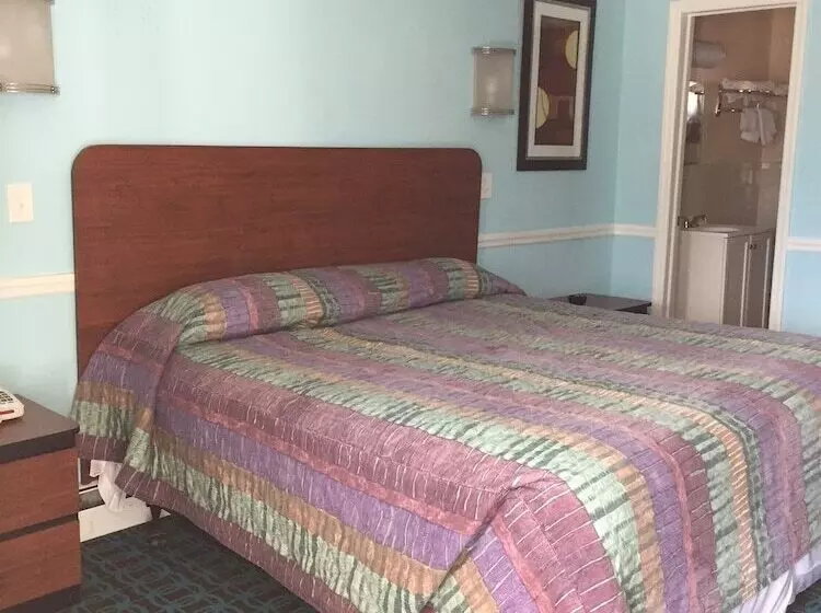 Shirley Motel