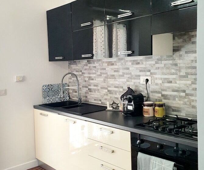 Пансион Lemon Sunshine Apartment