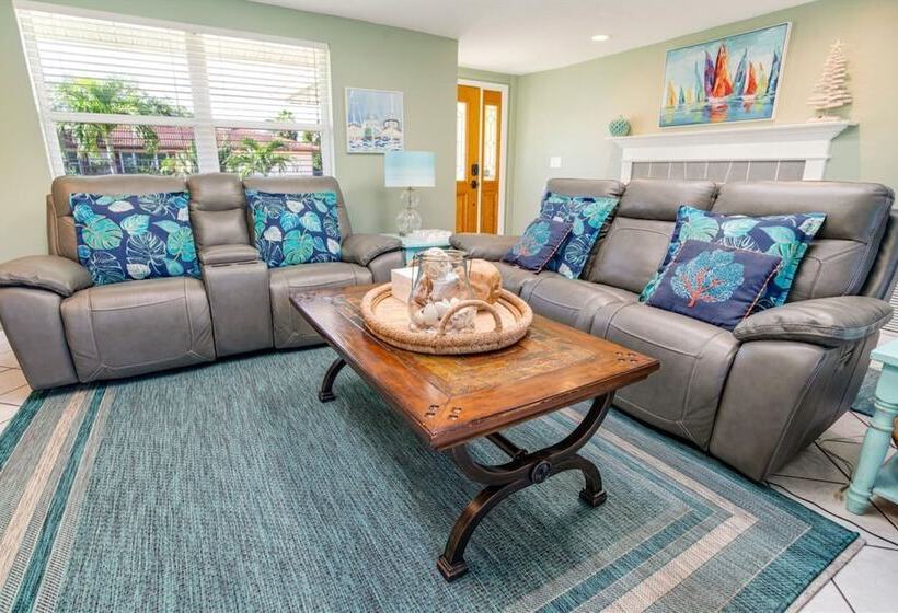 بنسيون Luxe 3br Siesta Key Home Pool