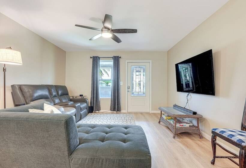 Port St Lucie Home W/ Patio + Grill: 7 Mi To Beach