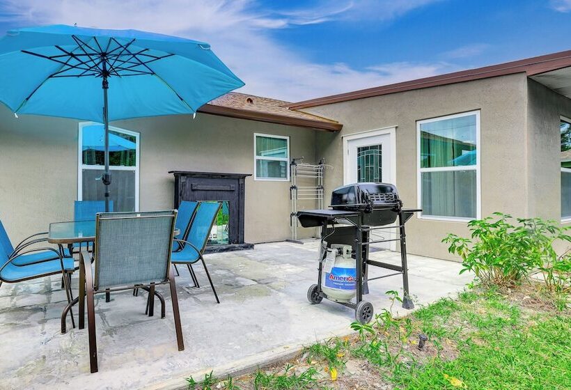 Port St Lucie Home W/ Patio + Grill: 7 Mi To Beach