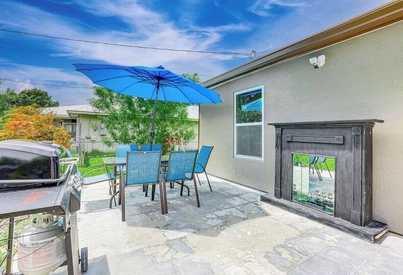 Port St Lucie Home W/ Patio + Grill: 7 Mi To Beach