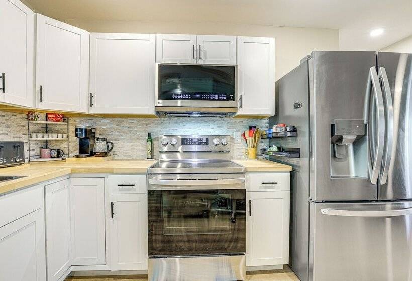 Port St Lucie Home W/ Patio + Grill: 7 Mi To Beach