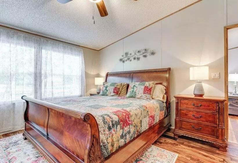 Relax, Swim & Explore: Home In Wimberley!